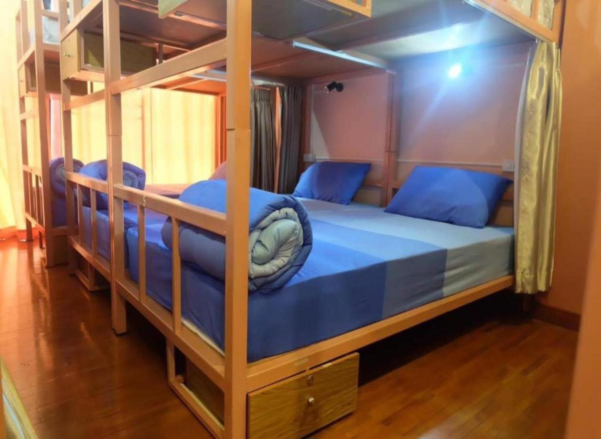 T2B Home (Adults Only) Chiang Mai Exterior foto