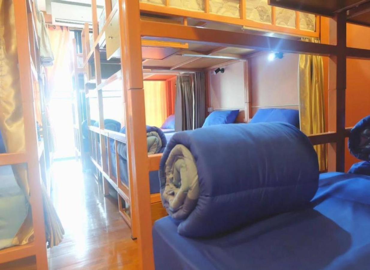 T2B Home (Adults Only) Chiang Mai Exterior foto