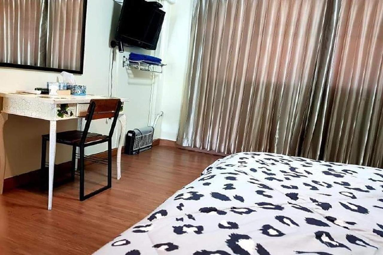 T2B Home (Adults Only) Chiang Mai Exterior foto