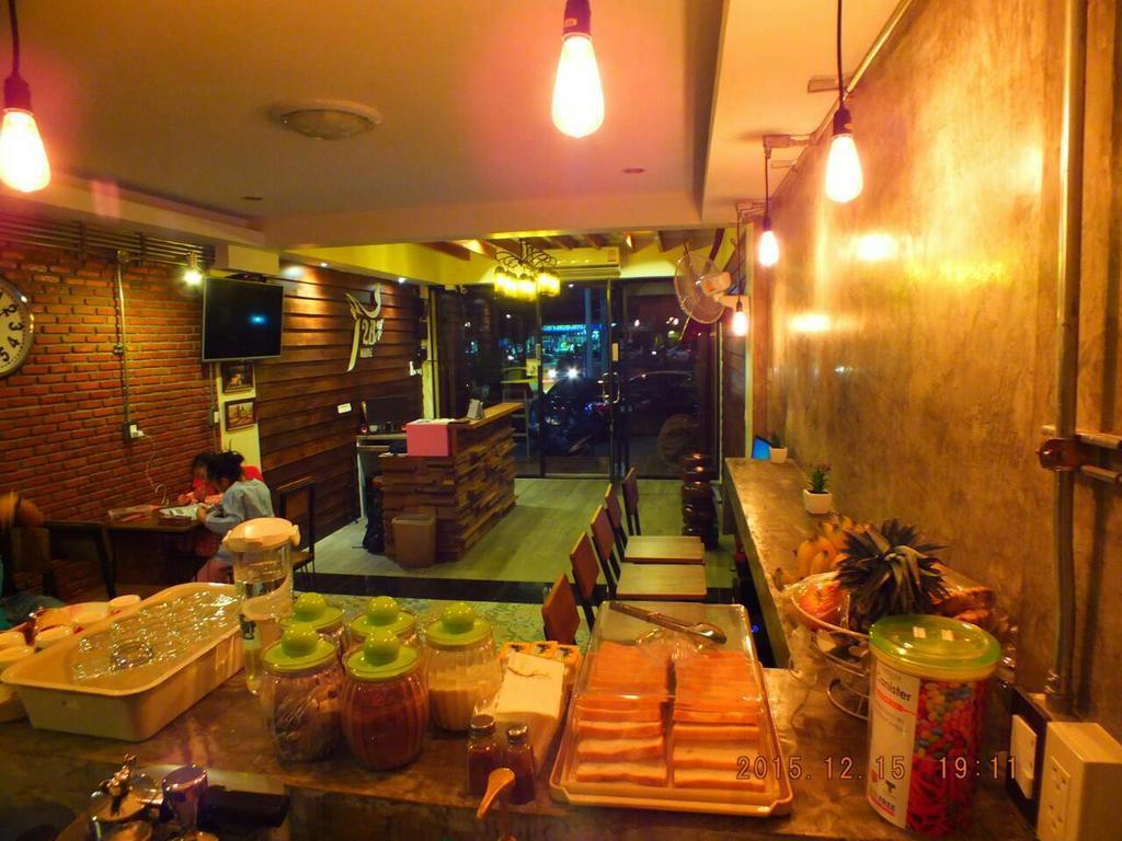 T2B Home (Adults Only) Chiang Mai Exterior foto