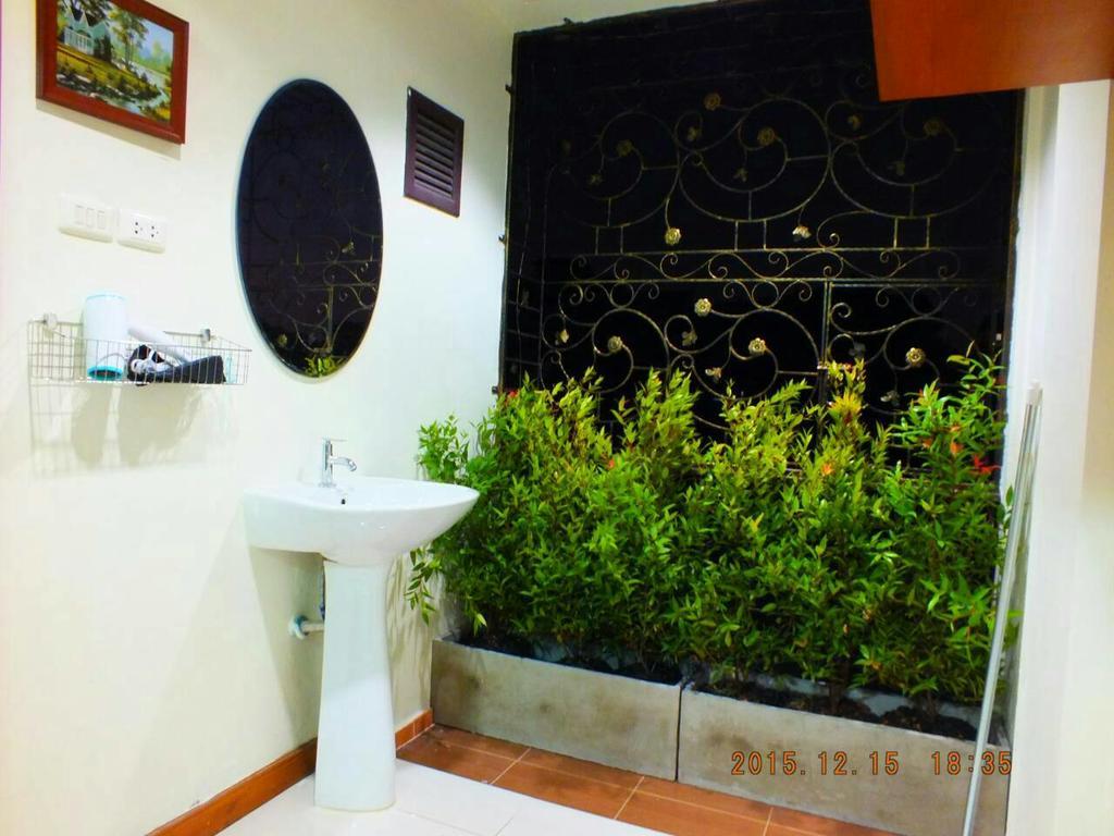 T2B Home (Adults Only) Chiang Mai Exterior foto